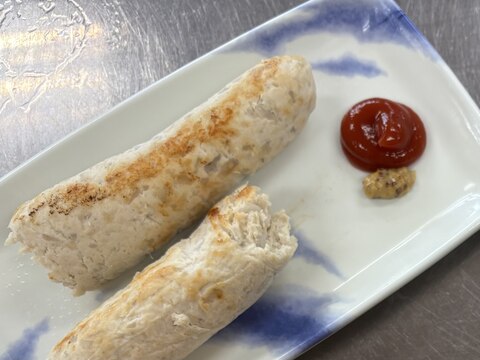 国産チーズ入りチキンソーセージ